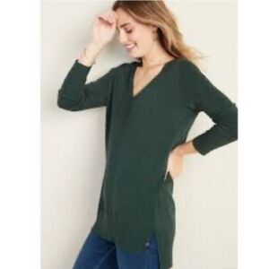 Green V-Neck Sweater- S Tall